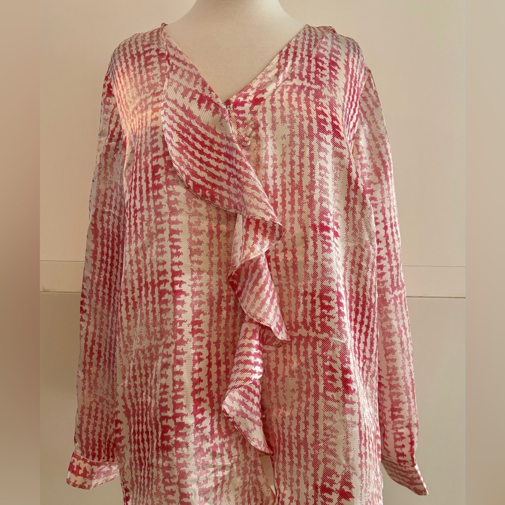 Coldwater Creek polyester blouse. Red and white-perfect for fall!